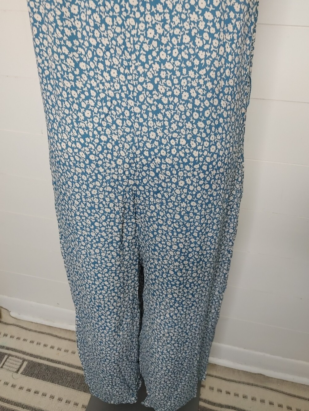 Billabong Florida Floral Wide Leg Jumpsuit Size 10 - Picture 8 of 12